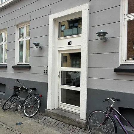 Apartment And Quiet In Amager Close To Centre